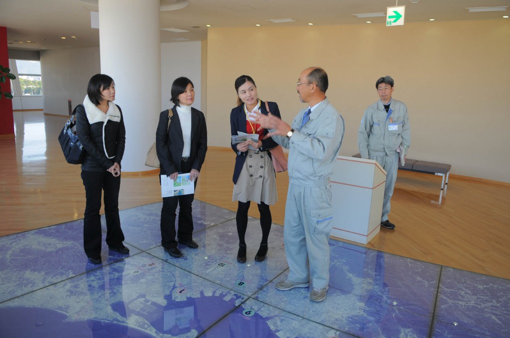 市府參訪團考察福岡臨海3R回收20121102----市政新聞洪瑞杏2